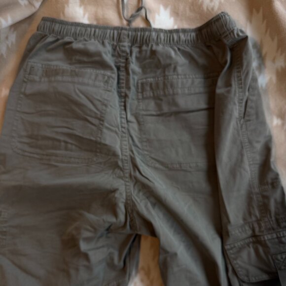 Abercrombie & Fitch High Rise Baggy Cargo Pants - Picture 5 of 6